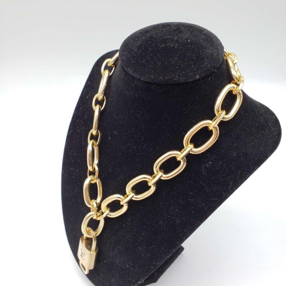 Authentic Louis Vuitton Lock and Key Gold Color with Gold Plated Chain Necklace - Picture 13 of 14